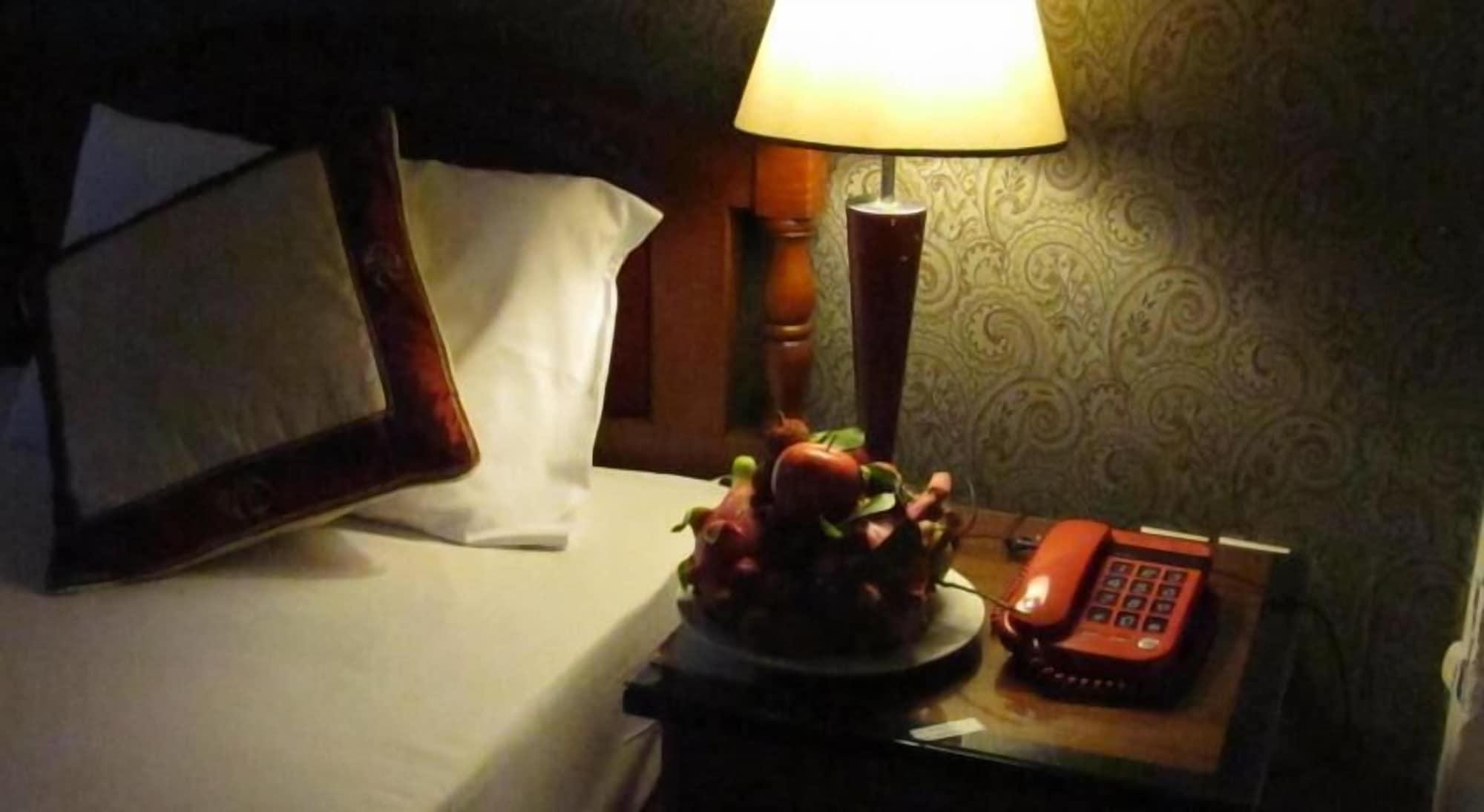 Hotel Khach San Trung Mai Ho Či Minovo Město Exteriér fotografie