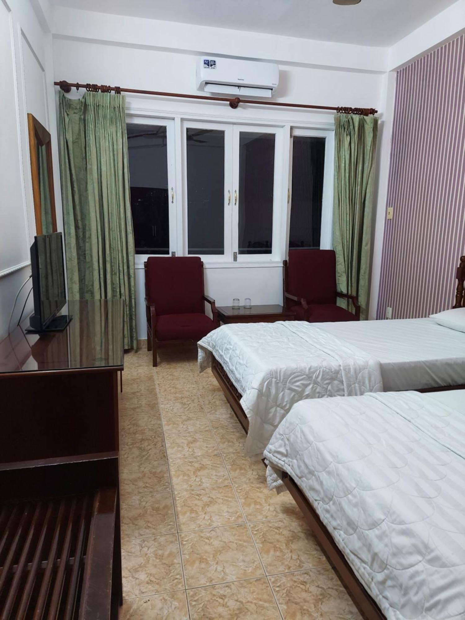 Hotel Khach San Trung Mai Ho Či Minovo Město Exteriér fotografie