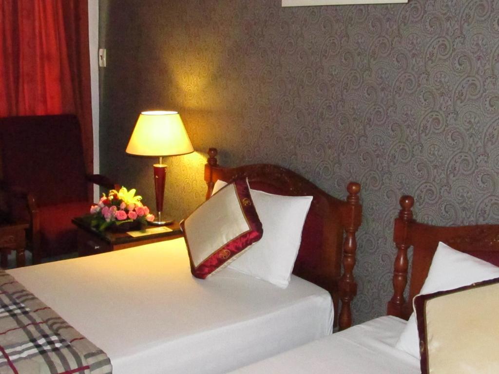 Hotel Khach San Trung Mai Ho Či Minovo Město Exteriér fotografie