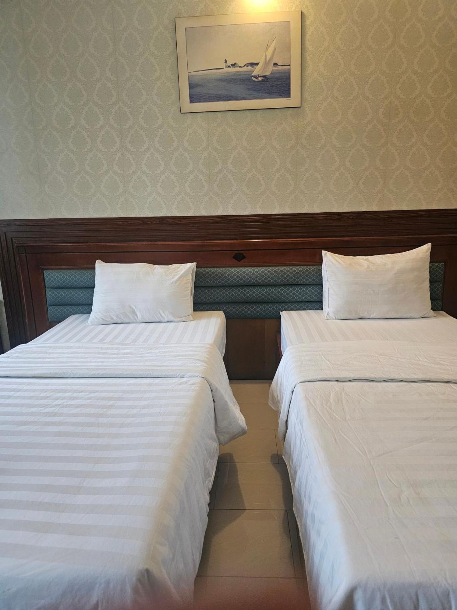 Hotel Khach San Trung Mai Ho Či Minovo Město Exteriér fotografie