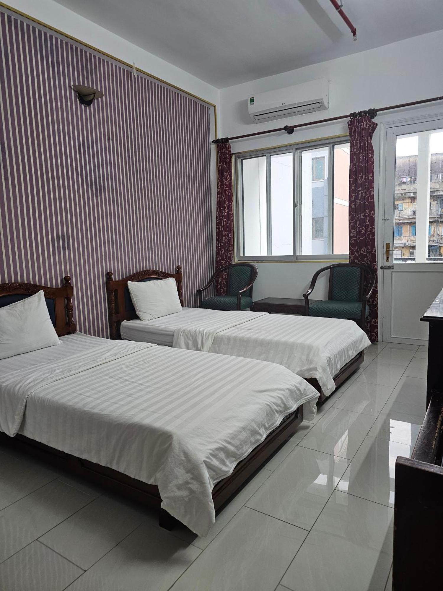 Hotel Khach San Trung Mai Ho Či Minovo Město Exteriér fotografie